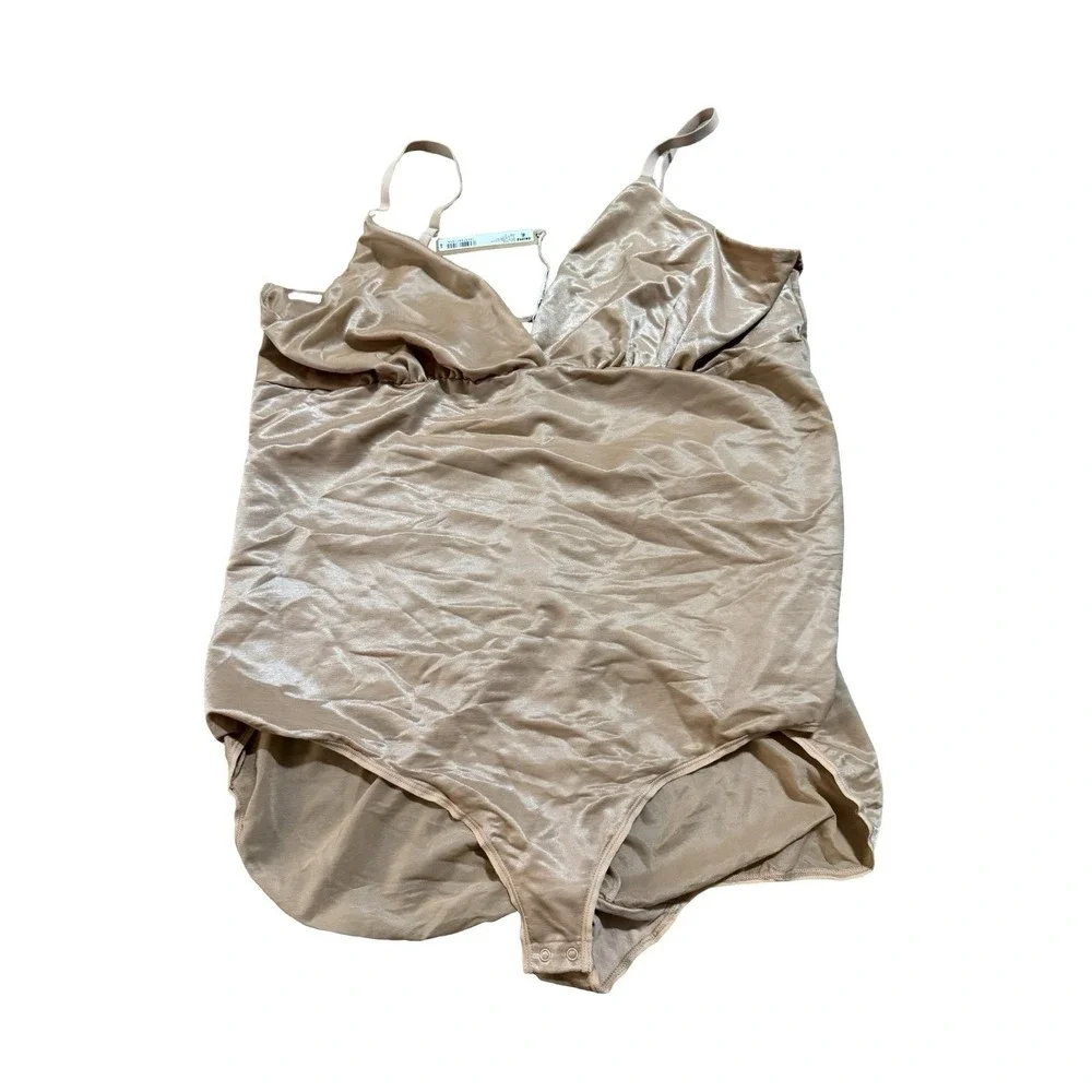 Skims Simply Bare Brief Bodysuit with Snaps- NEW - Clay - XL